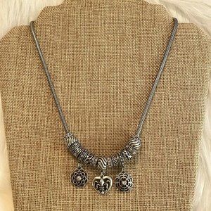 GA Signed Fleur De Lis Slide Charm Necklace‎ Flower Rhinestone Silver Tone 8129